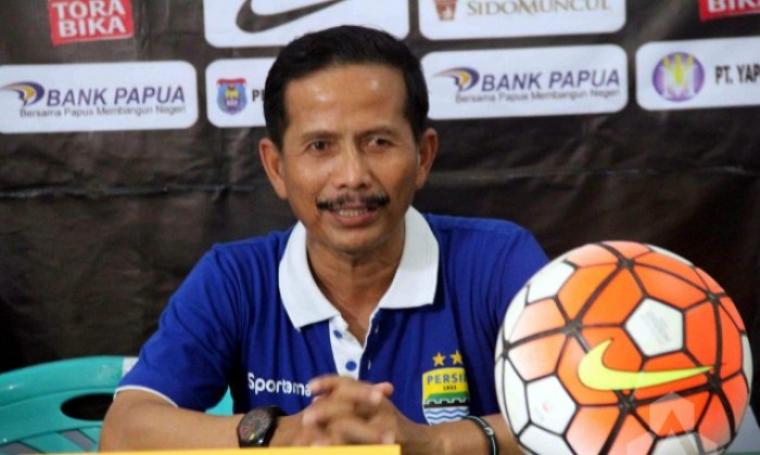 Pelatih Persib Bandung, Djadjang Nurdjaman. (Dok: sidomi)