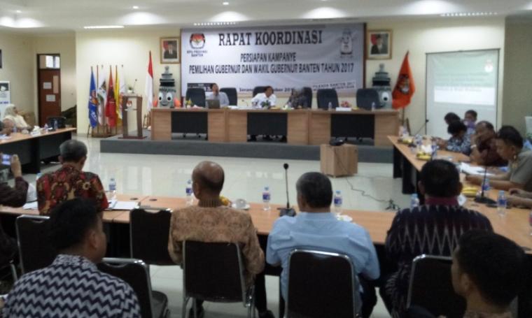 Suasana Rapat Koordinasi Persiapan Kampanye di Aula KPU Banten, Kamis (13/19/2016). (Foto: TitikNOL)