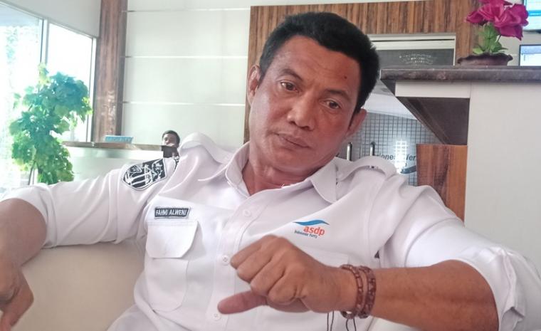 General Manager PT ASDP Indonesia Ferry Cabang Merak, Fahmi Alweni saat memberikan keterangan kepada awak media. (Foto: TitikNOL)