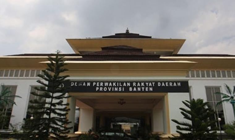 Gedung DPRD Banten. (Dok: TitikNOL)