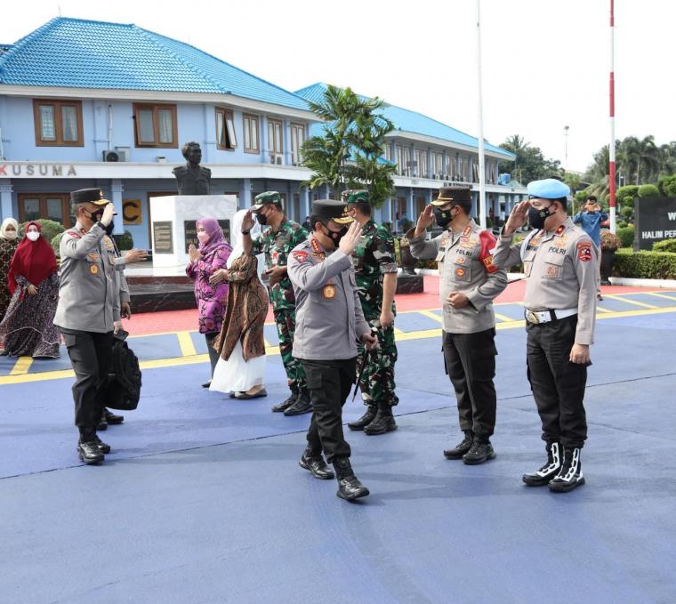 Kapolri Jenderal Listyo Sigit Prabowo saat hendak berangkat ke Lumajang (Foto: istimewa)