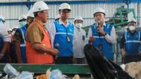Menteri Perhungan Budi Karya Sumadi saat tiba di Pelabuhan Merak. (Foto: TitikNOL)
