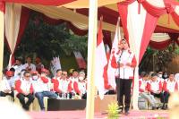 Aksi unjuk rasa puluhan Lembaga Swadaya Masyarakat (LSM) dan Organisasi kemasyarakatan (Ormas) yang tergabung dalam Koalisi Mercusuar Banten (KMB) di depan kantor Kejaksaan Tinggi Banten, Senin (7/10/2019).