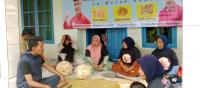 Rano Karno (tengah) saat mengembalikan formulir pendaftaran cagub dan cawagub di DPD PDIP Banten. (Foto:TitikNOL)