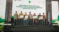 Rano Karno beserta keluarga saat peluncuran buku autobiografi yang berjudul Rano Karno Si Doel di Indonesia International Book Fair, di Jakarta Convention Center (JCC). (Dok: storibriti)