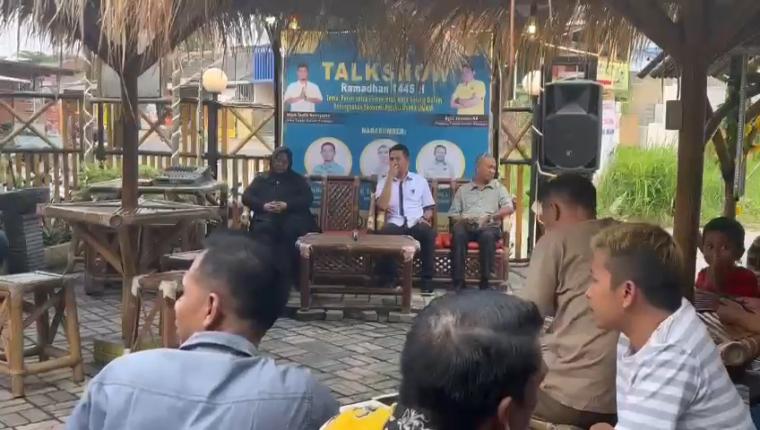 Suasana talkshow peningkatan pelaku usaha UMKM di Kota Serang yang di gelar di Taman kuliner Pandawa, Perumahan Persada, Kota Serang. (Foto: TitikNOL)