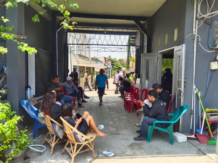 Suasana rumah bocah 5 tahun yang diculik dan ditemukan tewas di Cihara, Kabupaten Lebak. (Foto: TitikNOL)