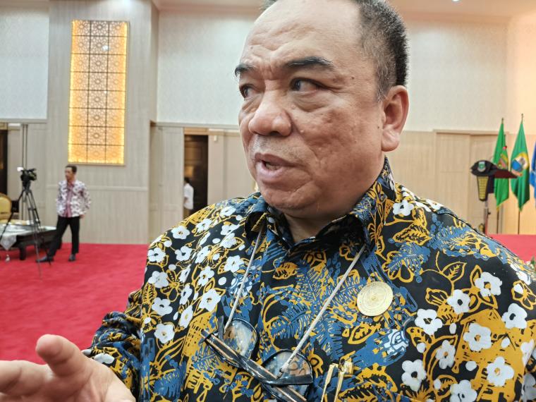 Ketua Komisi Informasi (KI) Provinsi Banten, Moch Ojat Sudrajat. (Foto: TitikNOL)