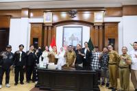 Ketua DPW Provinsi Banten PAN Masrori saat sambutan pada acara pelantikan dan silaturahmi di Hotel Ratu Bidakara, Jumat (2/9/2016). (Foto: TitikNOL)