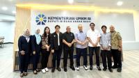 Rumah warga di Lingkungan Gudang, Kelurahan Jombang Wetan, Kecamatan Jombang yang ambruk sejak 2020. (Foto: TitikNOL)