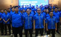 Manager Team Gita Surosowan Banten Haridoyo (kiri) bersama Gubernur Banten Rano Karno usai menyaksikan penampilan Marching Band Gita Surosowan (MBGS) Banten./net