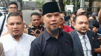 Para santri saat berdatangan di acara Haul Syekh Nawawi Al Bantani. (Foto: TitikNOL)