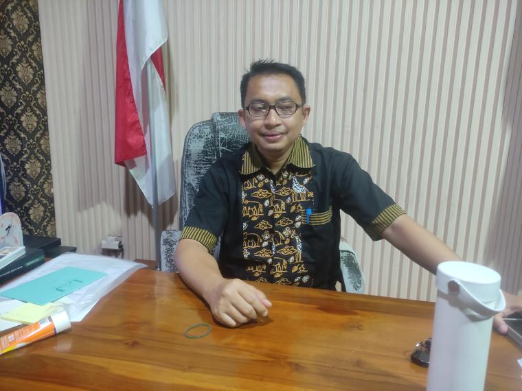 Kepala DLH Kota Serang Farach Richi