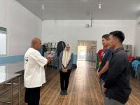 Santri saat demontrasi di depan PN Serang. (Foto: TitikNOL)