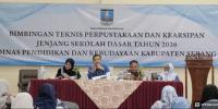 Bakal Calon Gubernur Banten, Andika Hazrumy saat mengembalikan formulir pendaftaran ke DPW PAN Banten. (Foto:TitikNOL)