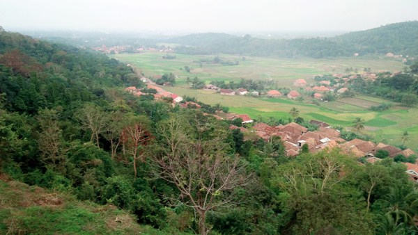 Batu Gede Sayar, Objek Wisata Kota Serang Alami Yang Mempesona